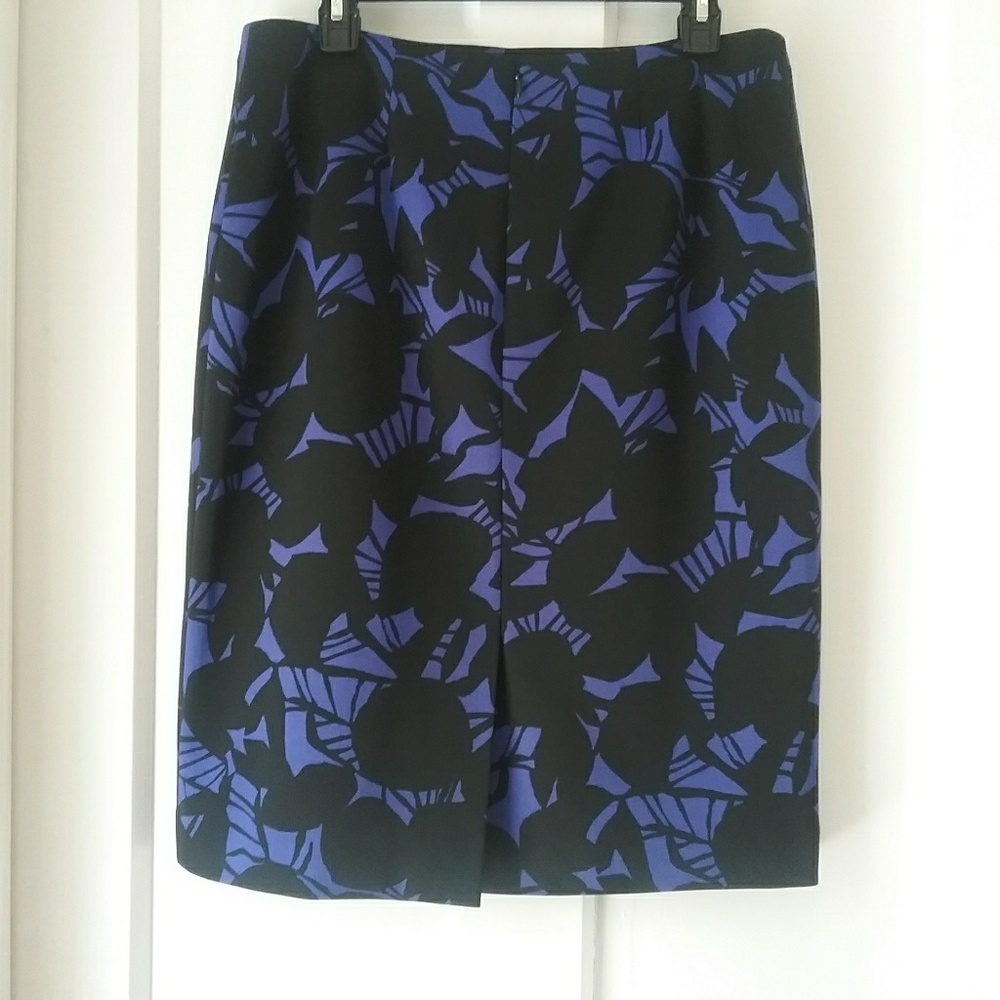 Kasper | Indigo Floral Pencil Skirt - Picture 2 of 7